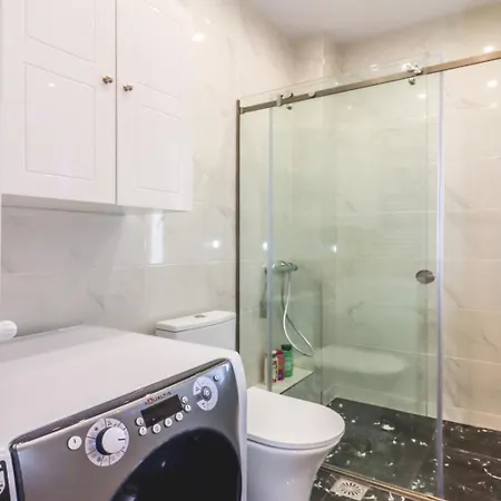 Filota Luxury - Free Public Parking Apartment